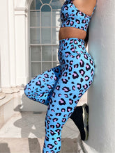 Load image into Gallery viewer, &quot;Electric Blue&quot; Scrunch Bum Leggings
