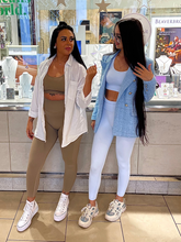 Load image into Gallery viewer, "Breeze" Signature Scrunch Leggings