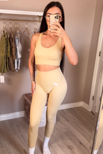 Load image into Gallery viewer, "Sand" Signature Scrunch Leggings