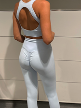 Load image into Gallery viewer, "Breeze" Signature Scrunch Leggings