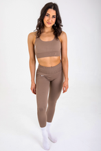 Load image into Gallery viewer, "Cocoa" Signature Scrunch Leggings